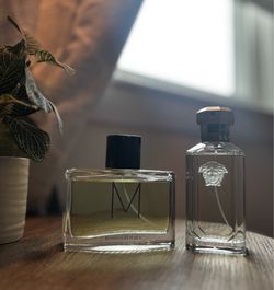 Men’s 3.4oz Versace Dreamer cologne and Banana Republic M 4.2oz