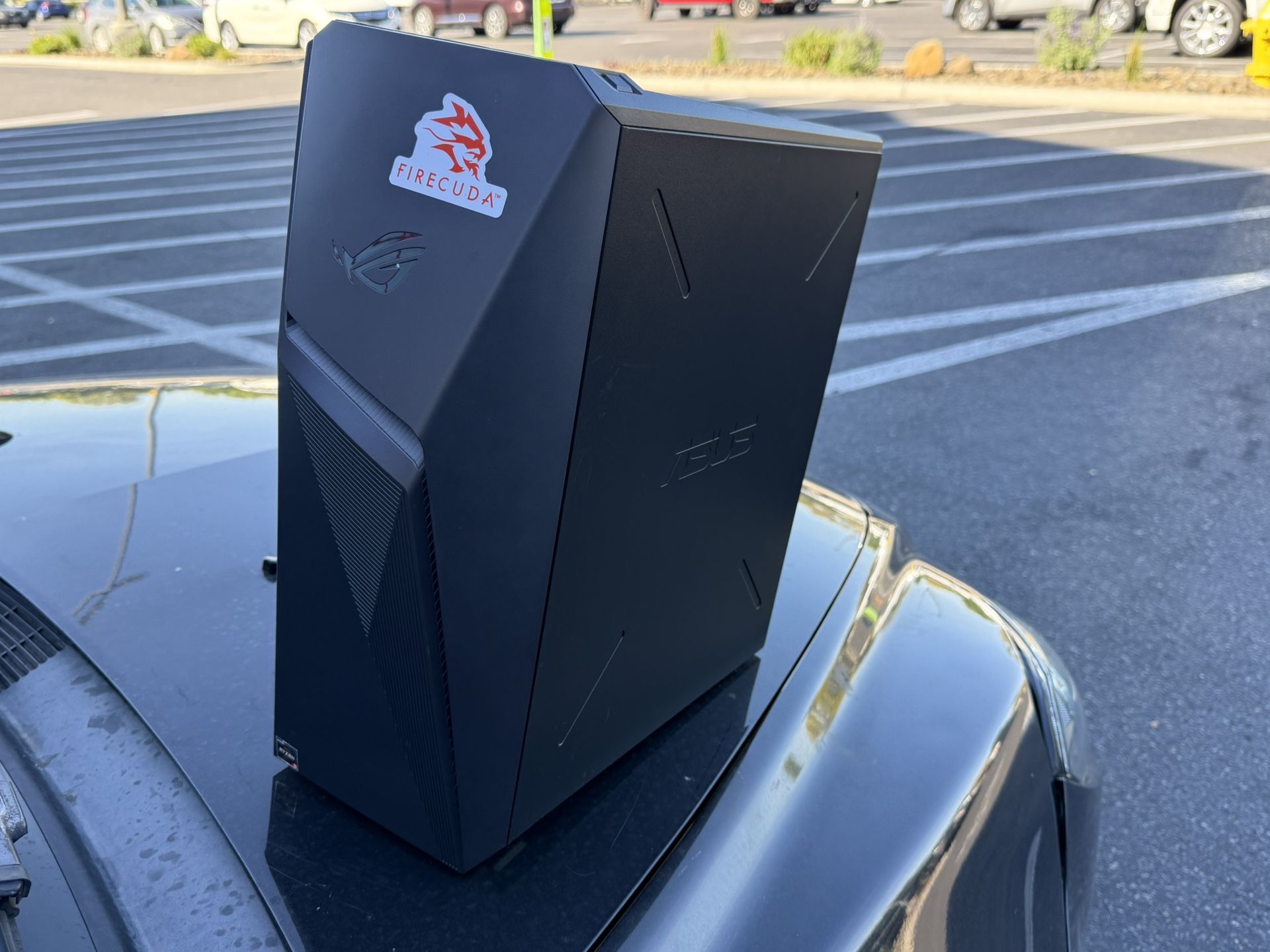 ASUS Desktop PC — Great Condition