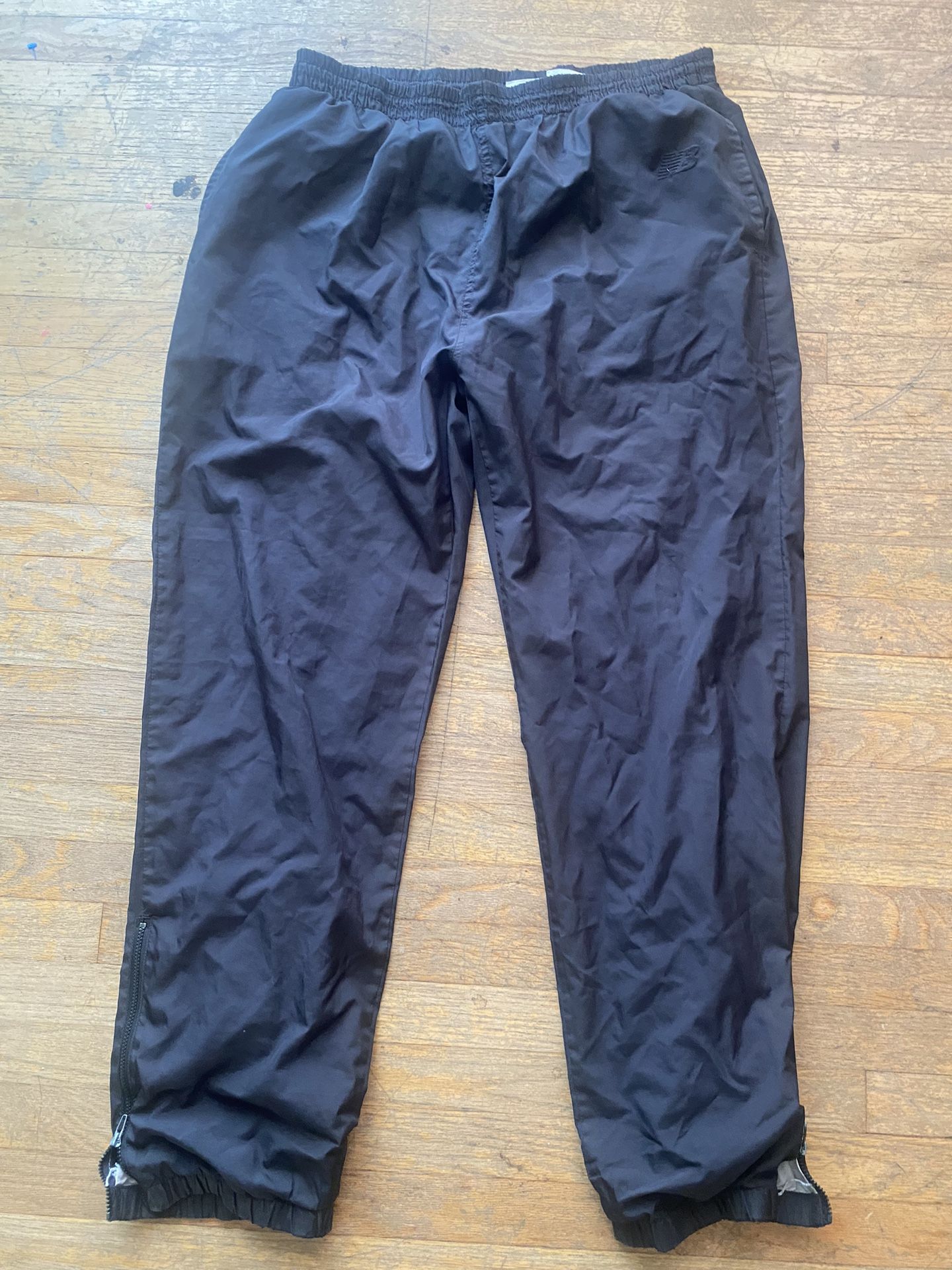 New Balance Windbreaker Track Pants L