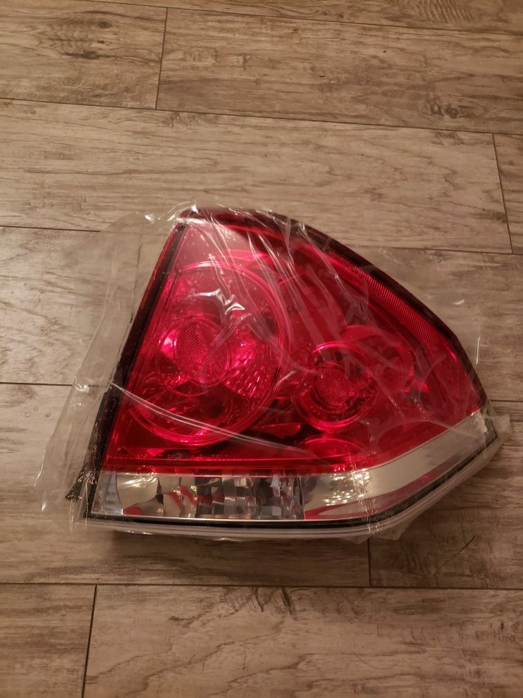 Tail light