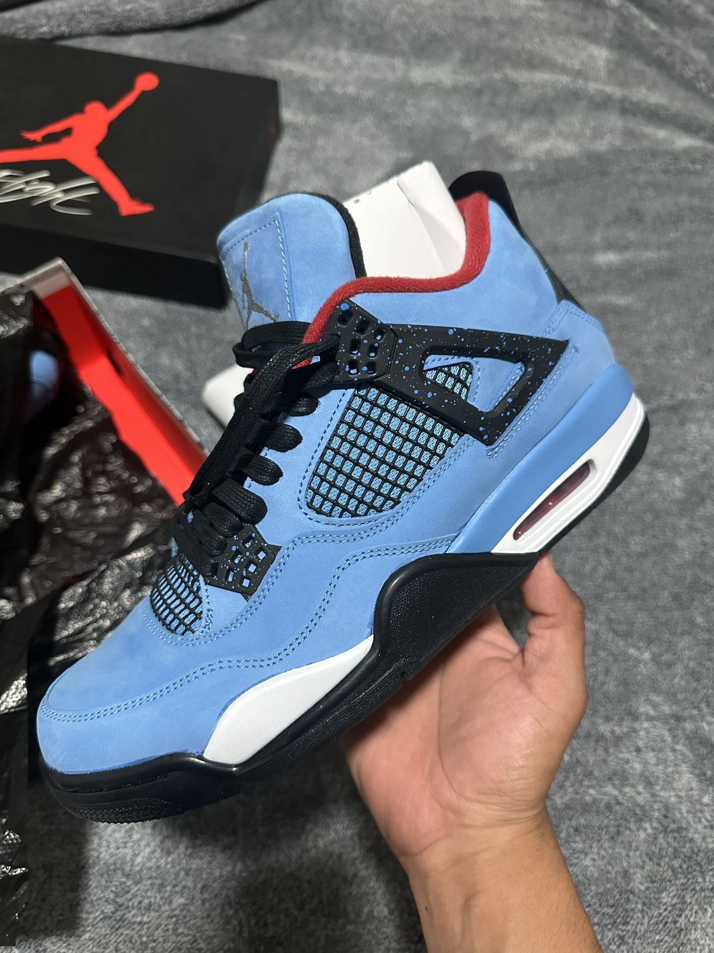 Jordan 4 Travis Scott Size 10