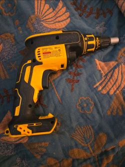 Dewalt NEW drywall screwgun