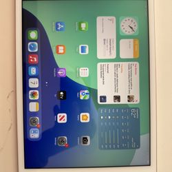 iPad (7th Generation) 64 GB | No iCloud LOCK