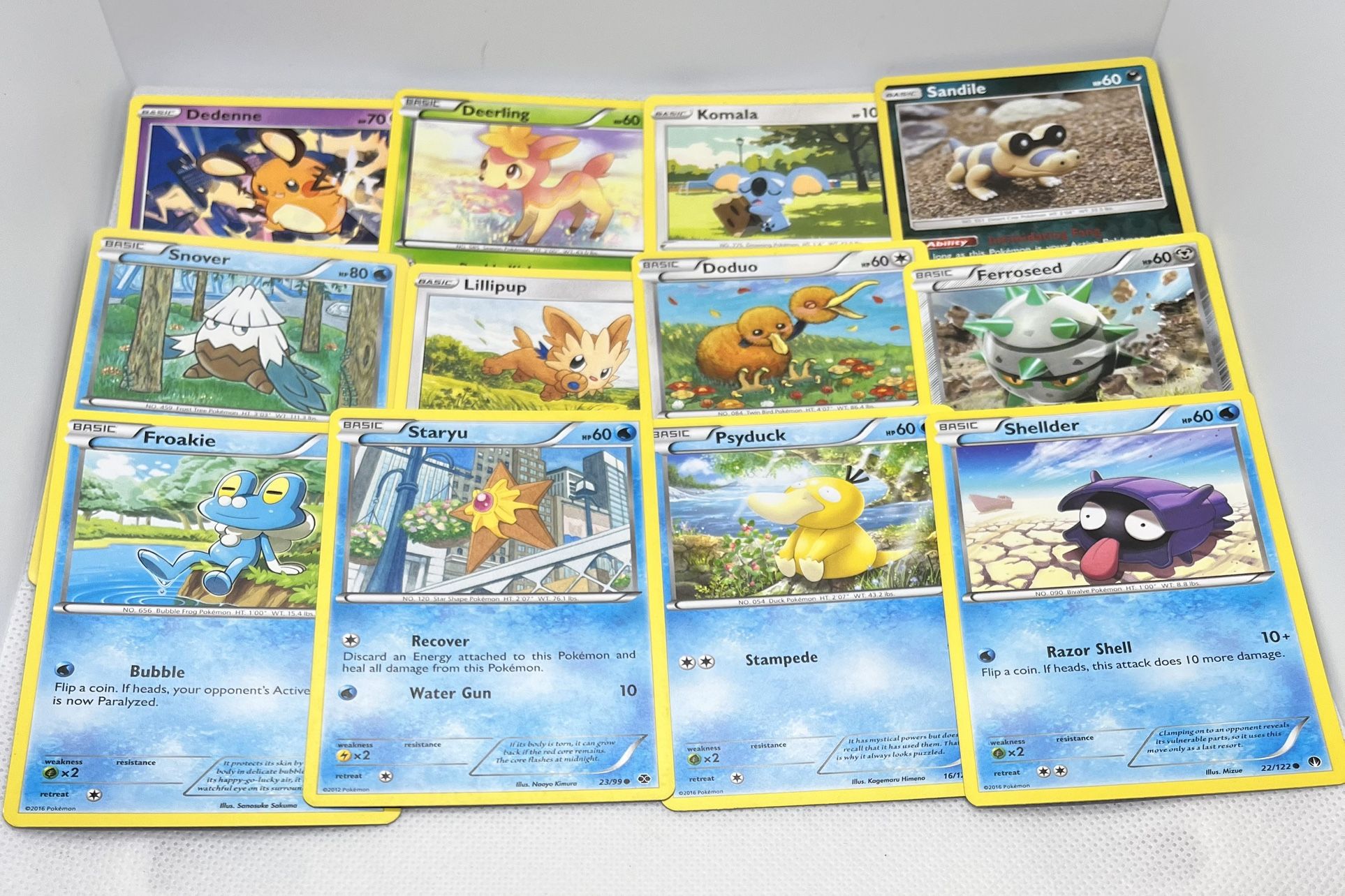 23 Pokemon Cards in Excellent Condition