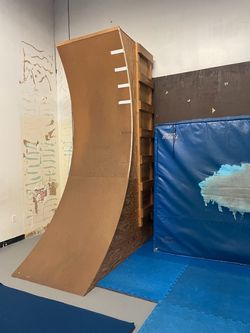 Kids & Teens Size Warped Wall PRICE FLEXIBLE
