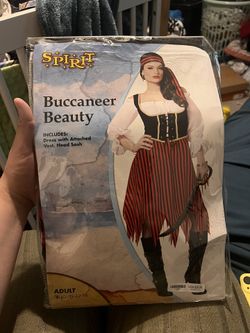 Adult pirate, Halloween costume woman