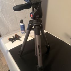 Manfrotto Compact Advanced Travel Tripod