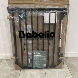 Extra Wide Pet Gate / Safety Gate - Fits Openings 26” - 43”