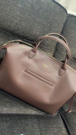 Mina Baie Leather Handbag-NEW IN BOX