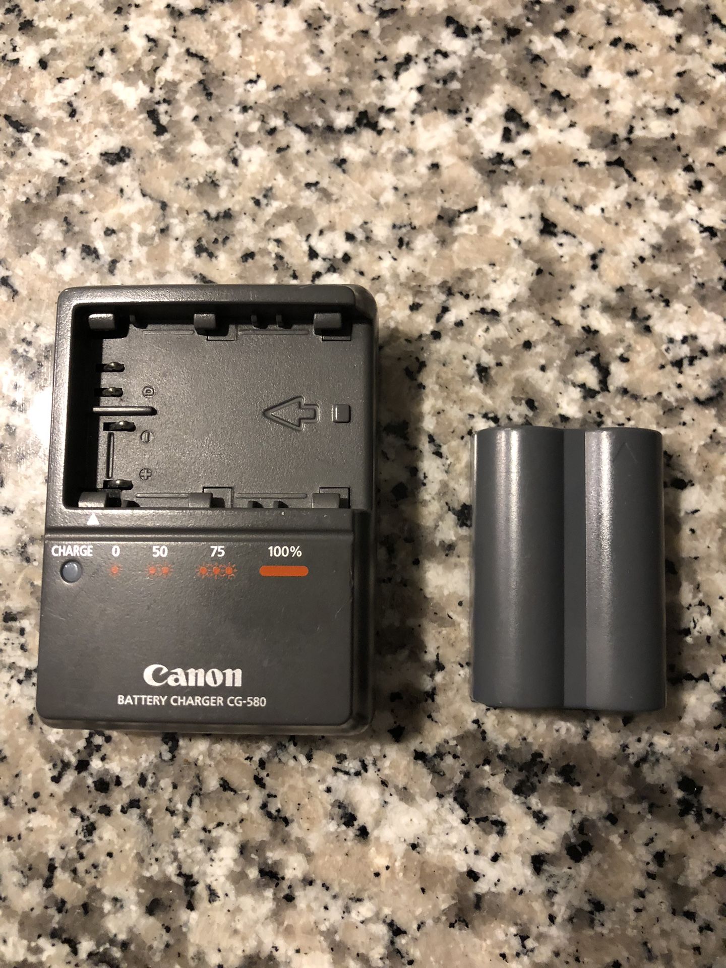 Canon BP-511 Battery & Charger