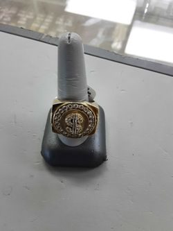 Yellow Gold 10k (.417) 12.5 grams Size 13