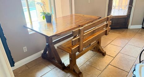 Kitchen table