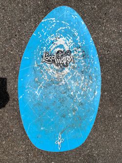 Local motion adult skim board