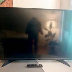 43” Toshiba LCD TV