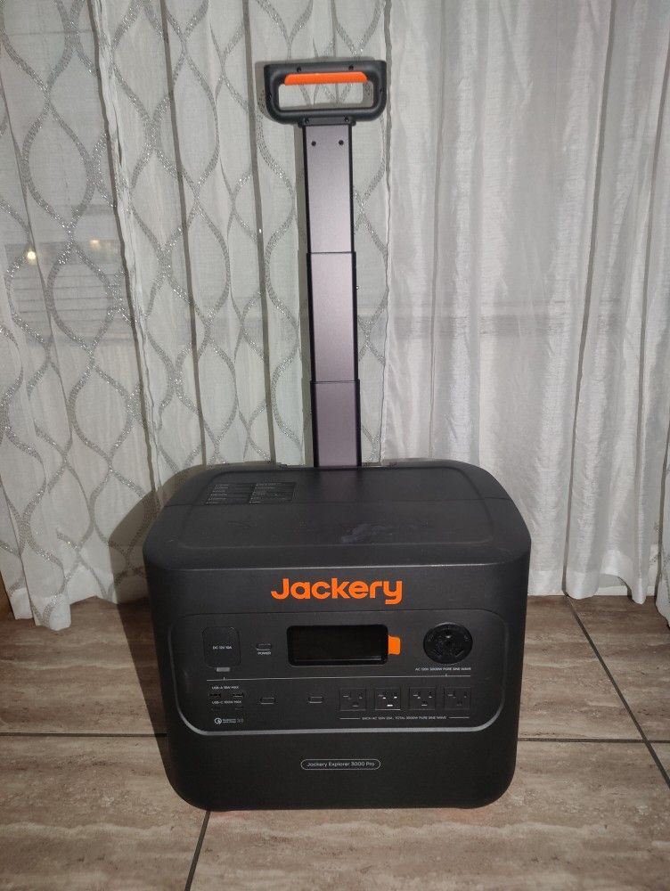 Jackery Explorer 3000 Pro Portable Power Station