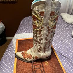 Women’s Boots 