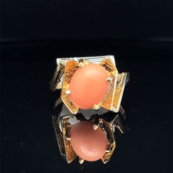 14KT Yellow Gold Pink Coral Ring 3.60g Size 6.5 I-987
