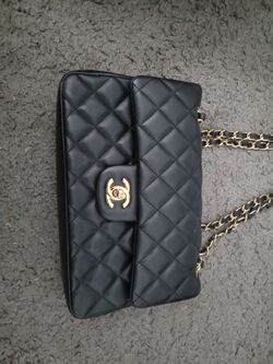 Authentic Chanel Classic Flap Bag Black Quilted Leather Gold Chain ~2020 Excellent Condition