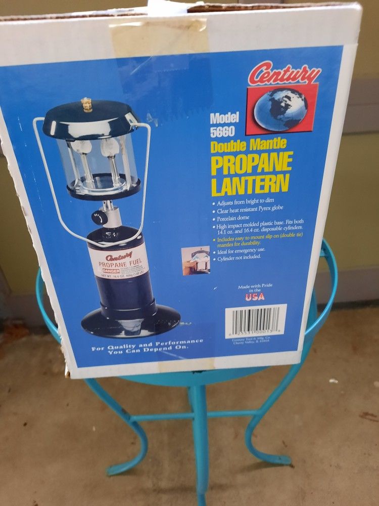 Double Mantle Propane Lantern