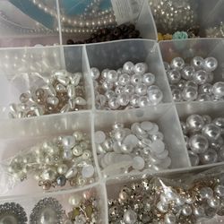 Craft Pearls Beads 