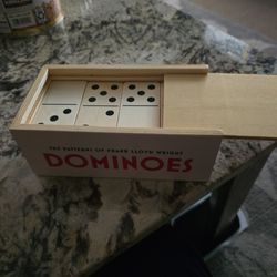Dominoes Game The Patterns of Frank Lloyd Wright Mudpuppy