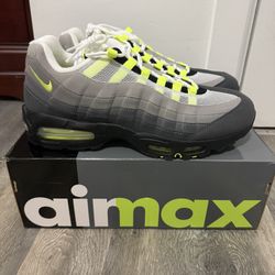 Nike Air Max 95 Neon Size 12.5 Brand New