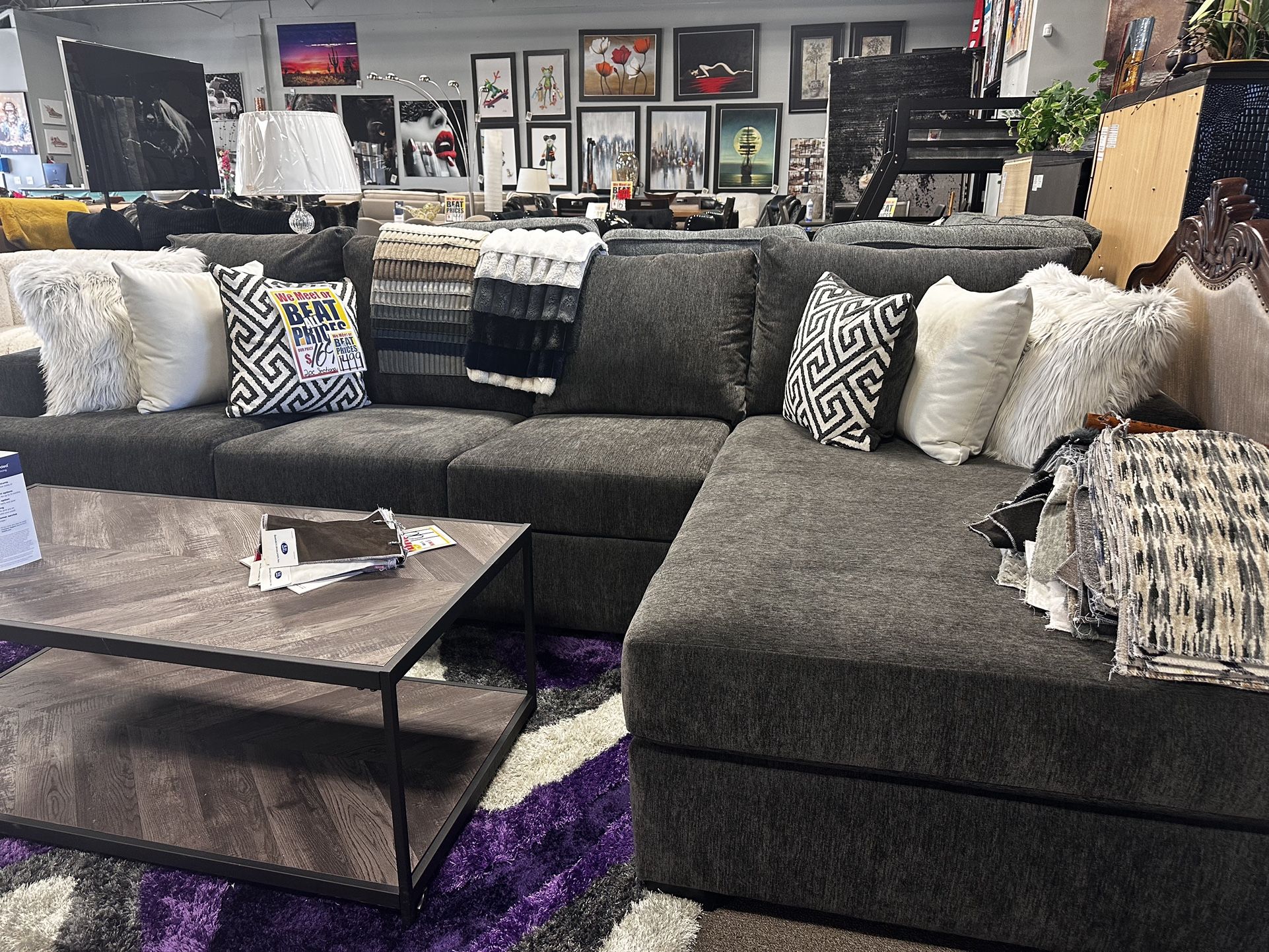 Customizable Sectional! $1499 🛋️🚨⭐️