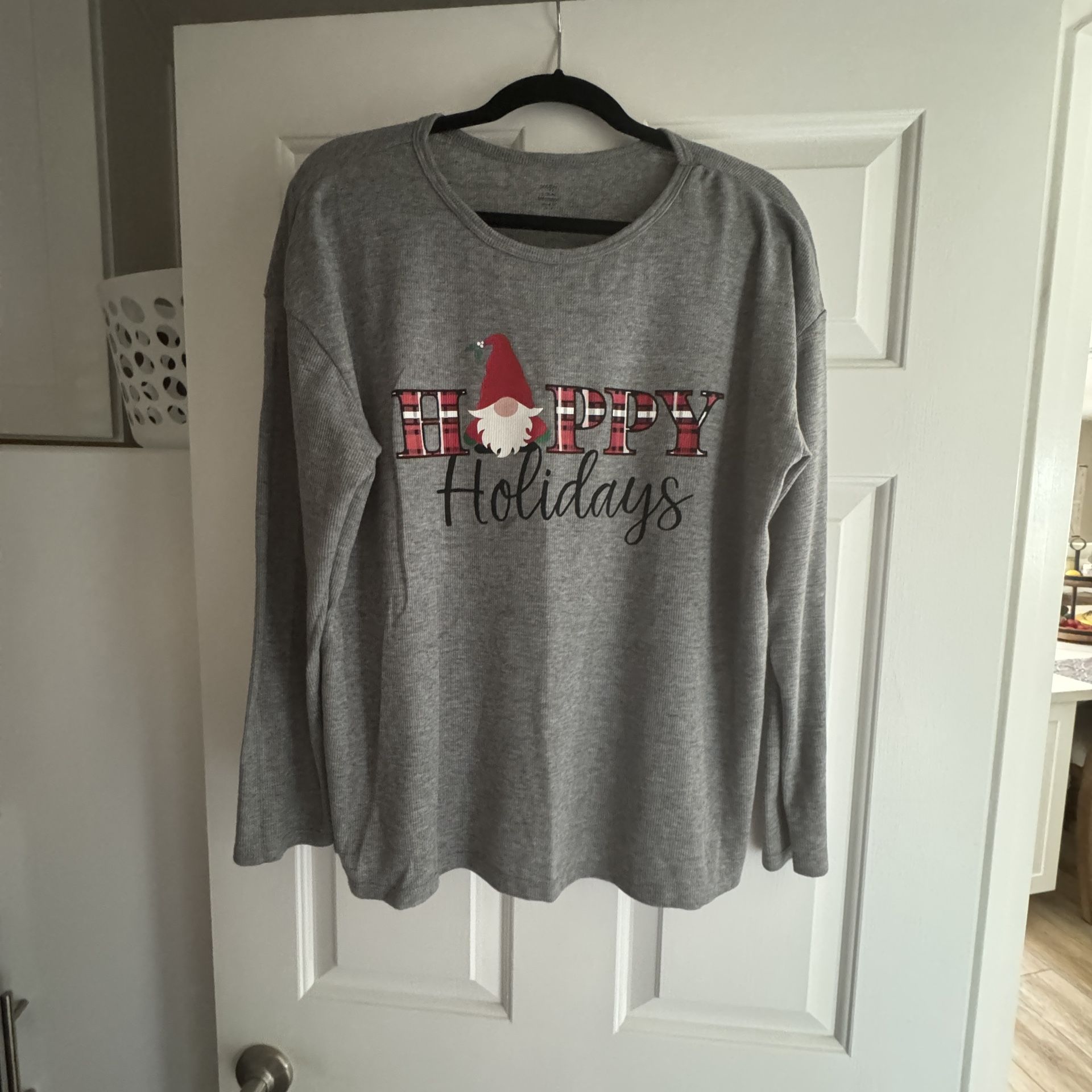 Ladies XL Holiday Shirt