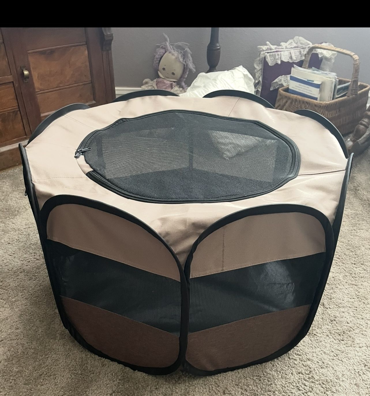 New (unboxed) VEEHOO Portable Puppy Play Pen