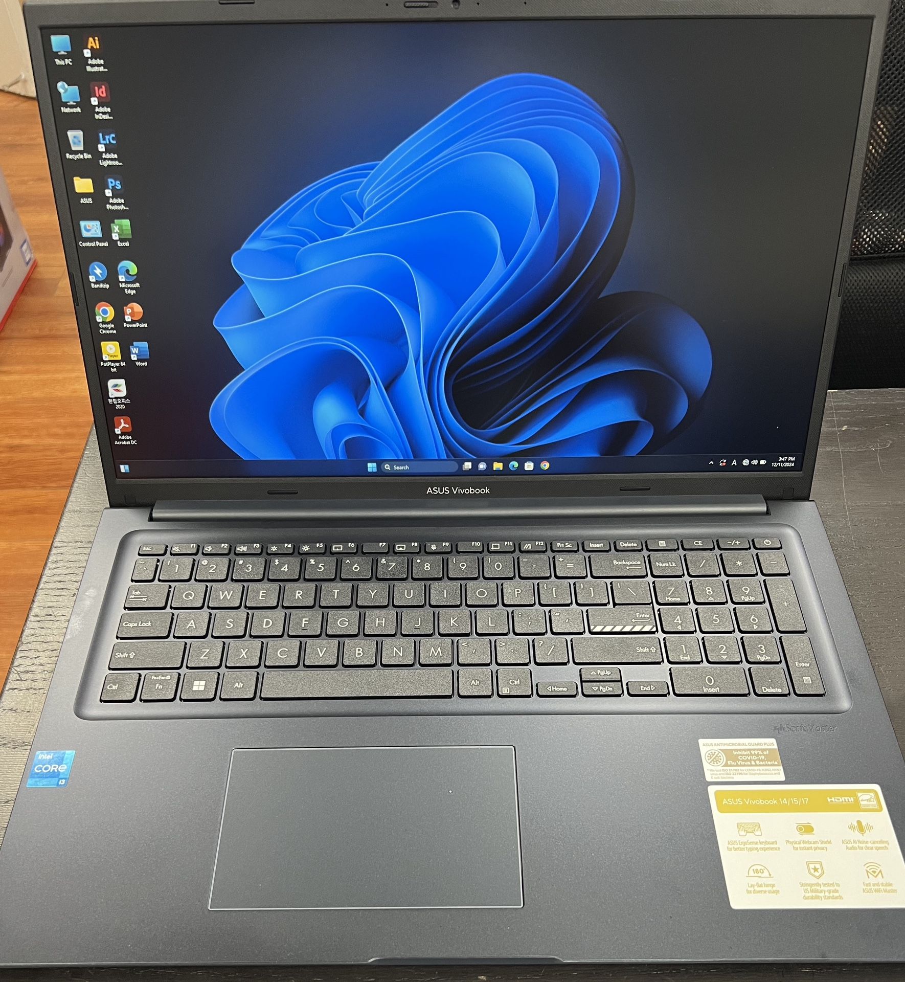 New Asus Laptop 17.3 inch