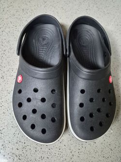 Mens Size 11 Crocband Crocs
