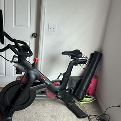 Peloton Bike