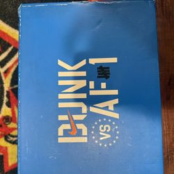 Nike SB X Undefeated Dunk Low SP Undefeated “5 On It” Size 10.5 ( Tried On )