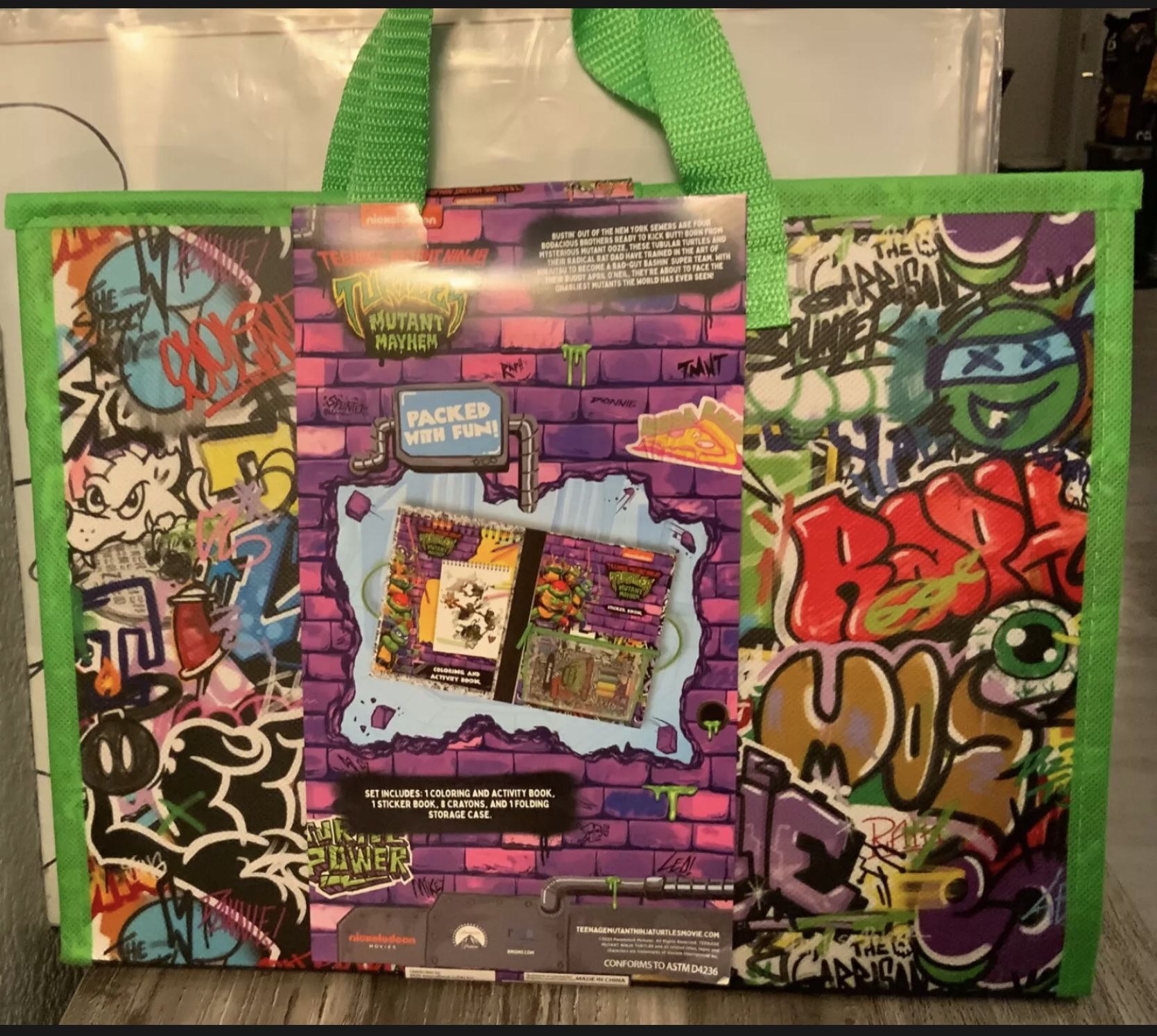 Teenage Mutant Ninja Turtles Activity Book & Fold Out Graffiti Sticker Case NEW!