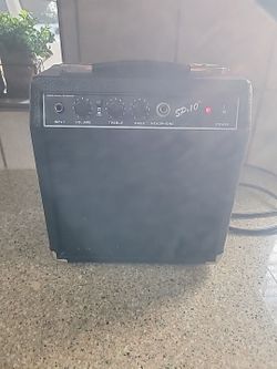Small fender amp for guitar bass