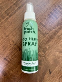 Attractant scent spray