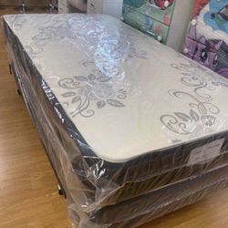 Twin Size Deluxe Mattress 
