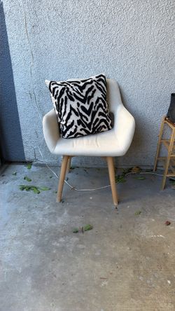 Vanity Chair
