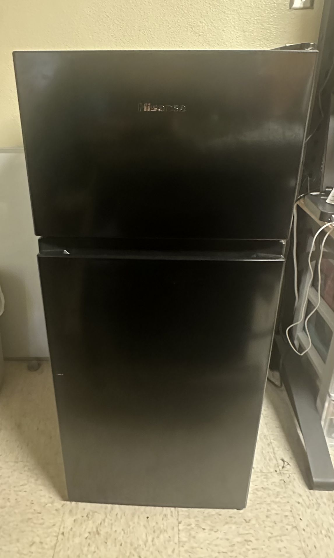 Black Hisense Mini Fridge with Freezer