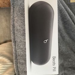 Beats Pill Wireless Speaker With Apple Care 