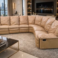 Natuzzi Leather Sectional Recliner – Luxury Italian Couch 🛋✨