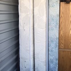 King Size Bed ,mattress,box Spring , Metal Frame