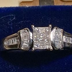 Exquisite Quality Natural Diamond Ring 💍 14kwg 