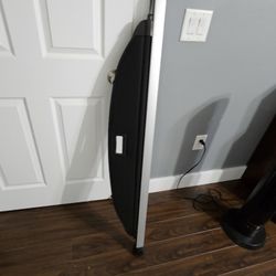 Rear Trunk Retractable