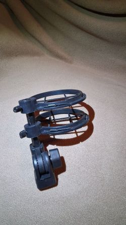 Sabra-Som SSM-1 Universal Studio Mic Shock Mount - Pro Isolation
