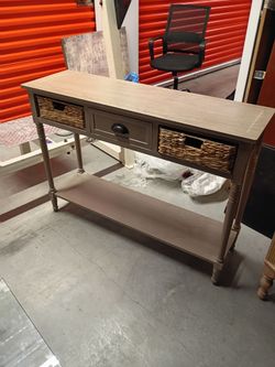 Gray Wood Console Table with Wicker Baskets