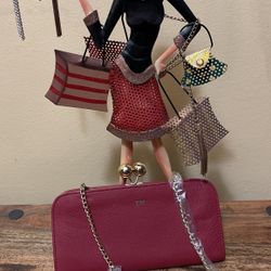 Mark & Graham Wallet With Gold Chain