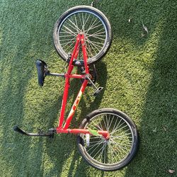 Red GT toptube 18.5 inch