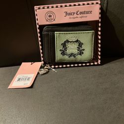 Juicy Couture Wallet (chain) Purse 