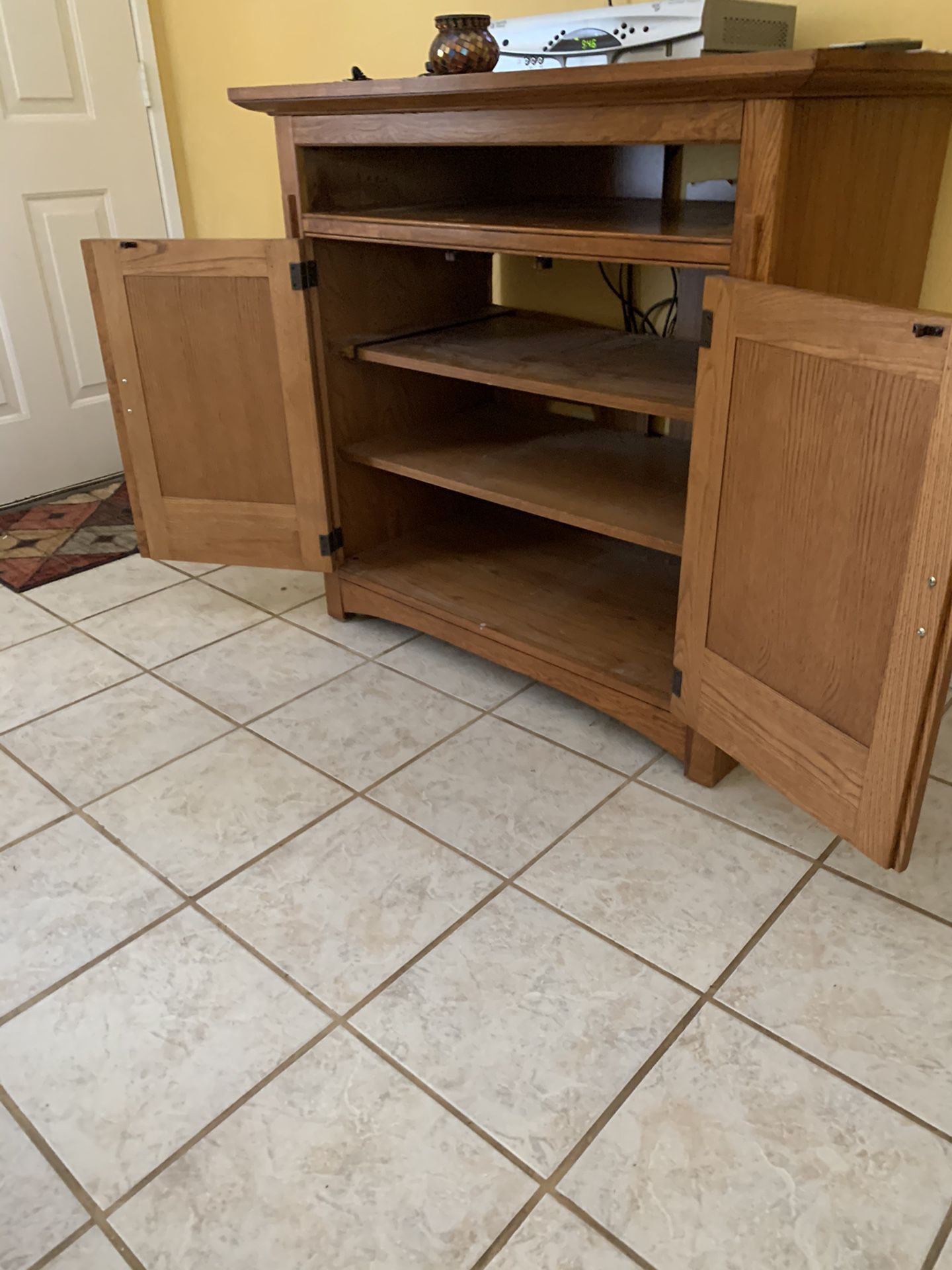Cable box/stereo cabinet w pull out shelf and tile top